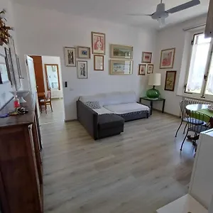 Appartement Affaccio Su Siena,vicino Al Centro, Con Garage, Sienne